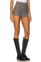 Benoite Short