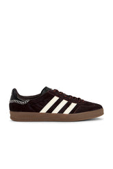 Gazelle Pony Sneaker