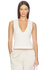 Canyon Deep V Tank