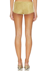 Relaxed Metallic Short