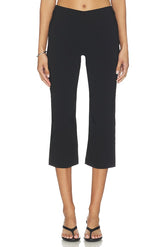 Elora Capri