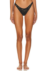 Le Stretch Multifit High Leg Thong