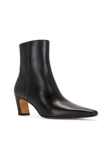 Xena Boot