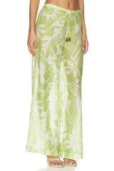 Nyra Pant
