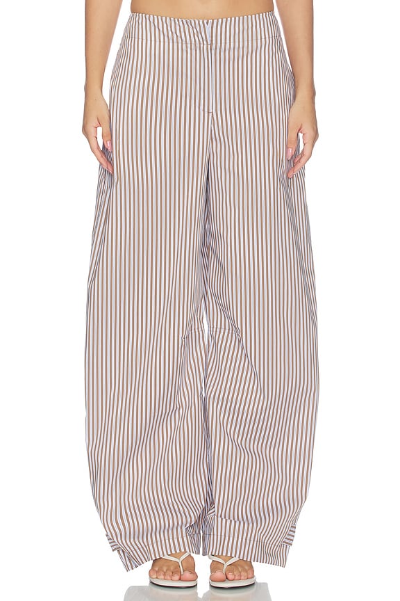 Freya Pant