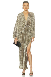 De Luxe Gown
