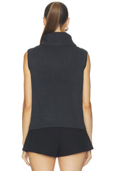 Keris Turtle Neck Vest