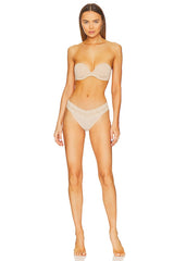 Minimal Strapless Contour Underwire