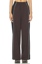 Crispy Woven Pant