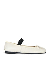 Caspian Mary Jane Flat