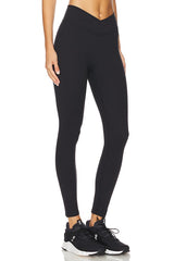 The V Legging
