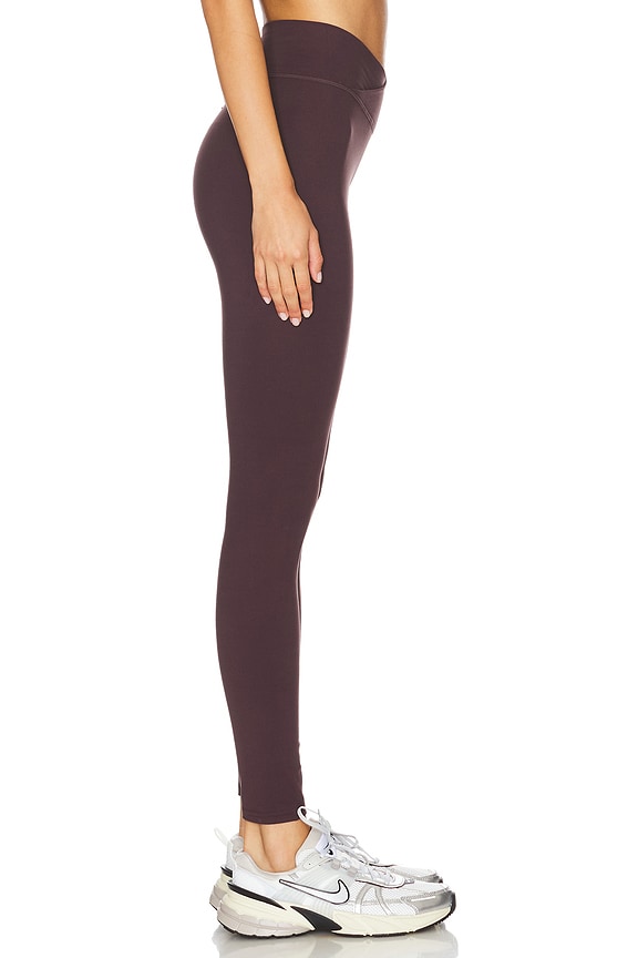The V Legging
