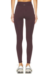 The V Legging