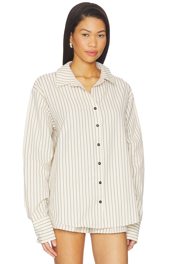 Kadence Button Up Top