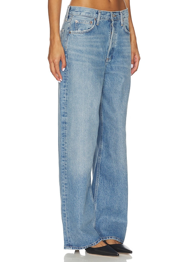 Low Slung Baggy Jeans