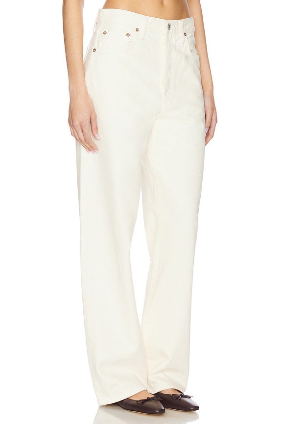 Low Slung Baggy Jeans