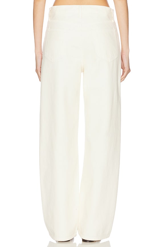 Low Slung Baggy Jeans