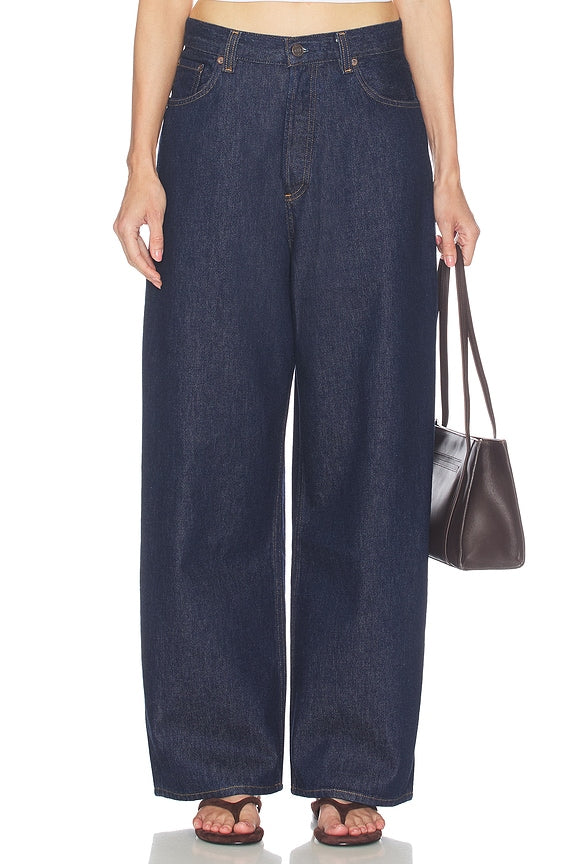 Rounded Baggy Jeans