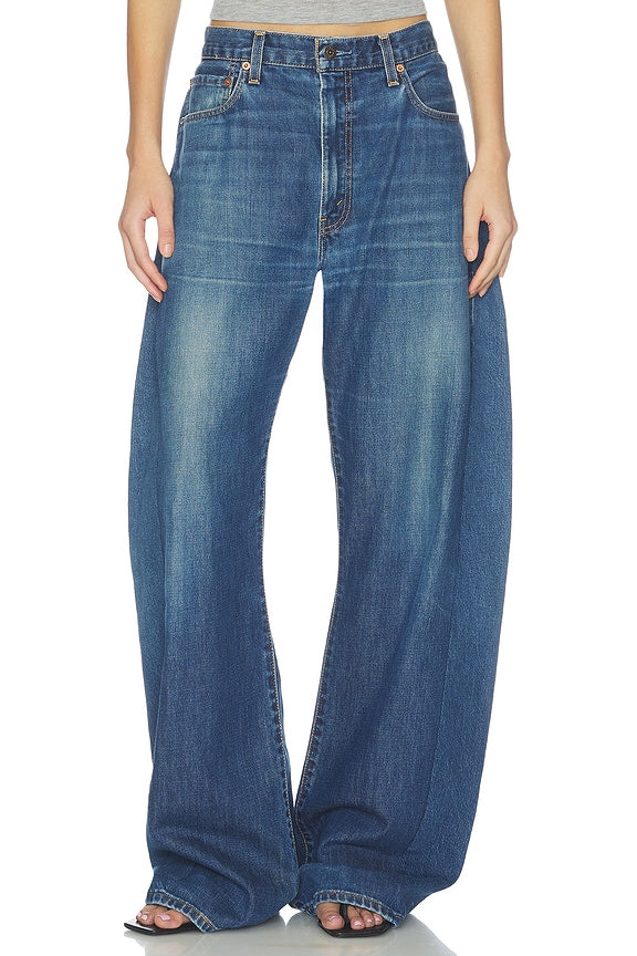 The Monroe Barrel Jean
