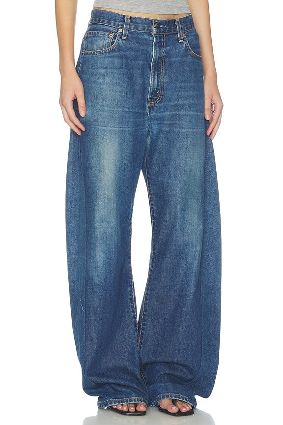 The Monroe Barrel Jean