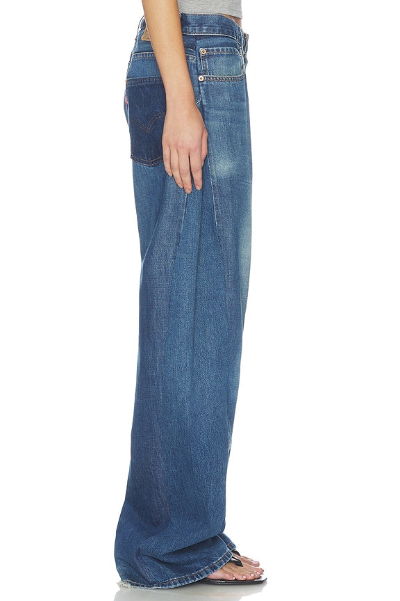 The Monroe Barrel Jean