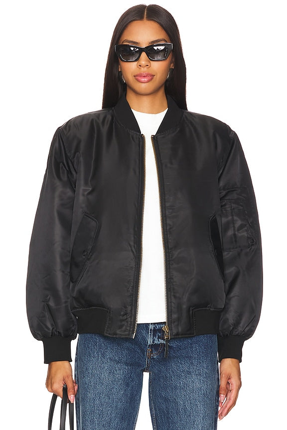 Leon Bomber