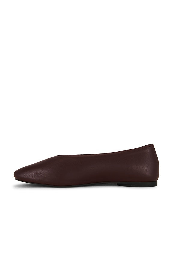Ana Flat