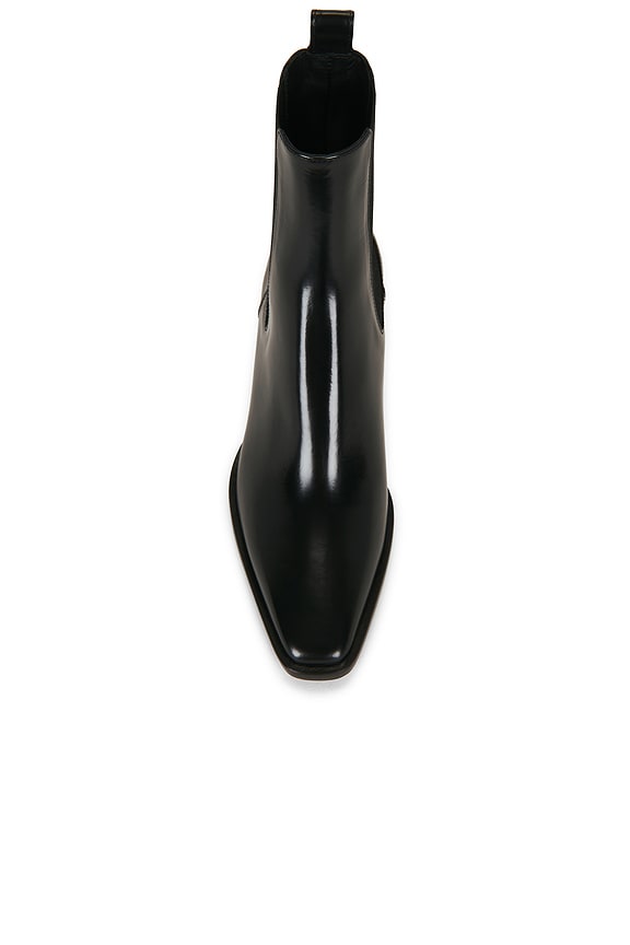 Livia Chelsea Boot