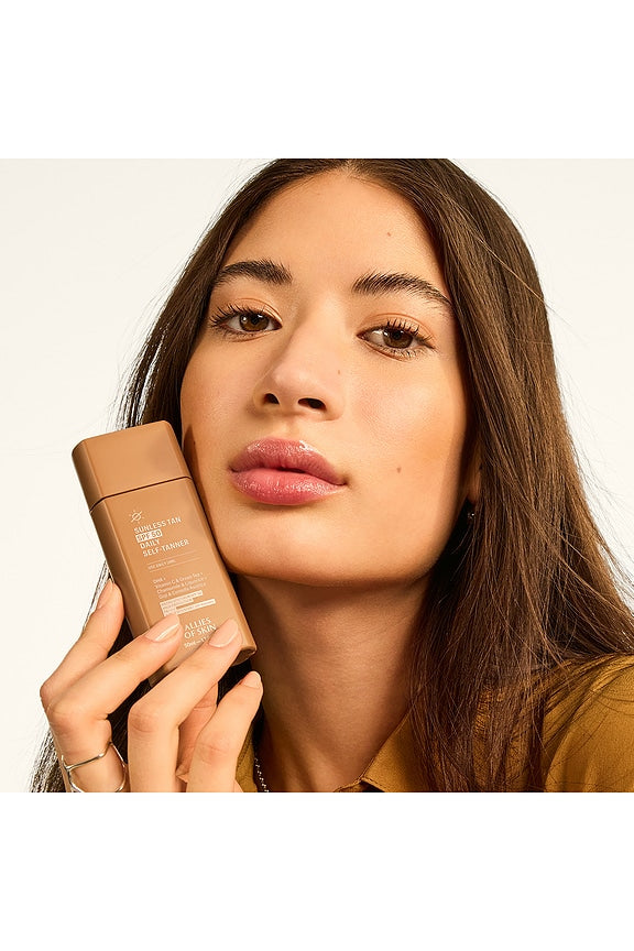 Sunless Tan SPF 50 Daily Self-Tanner