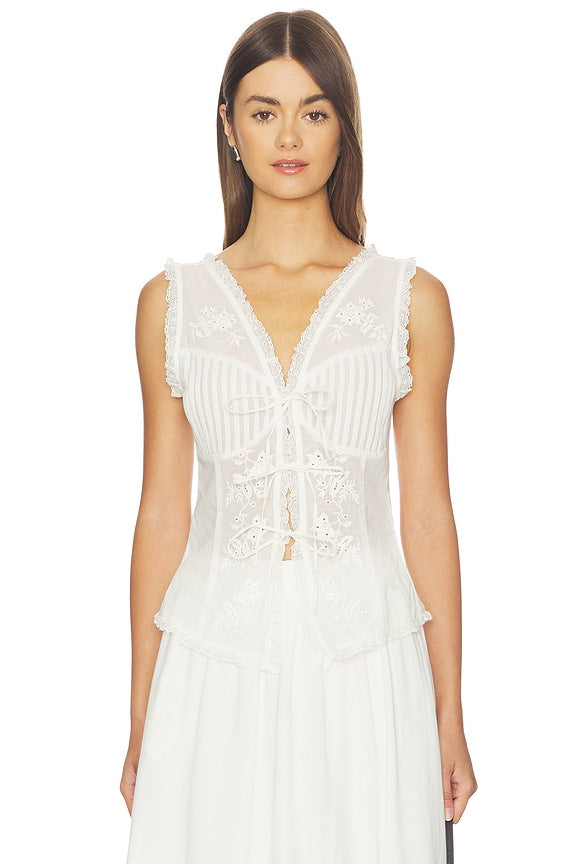 Carrie Top