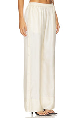 Mid Rise Pant
