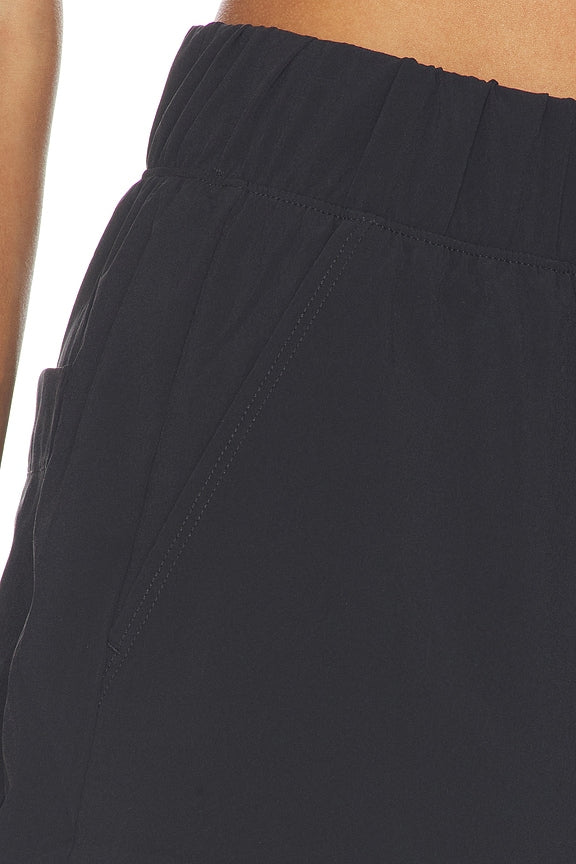 Stretch Woven Short