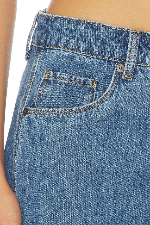 Barrel Jeans
