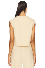 Pilar Vest