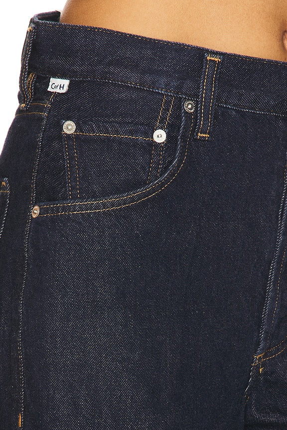Ayla Short With Clean Hem