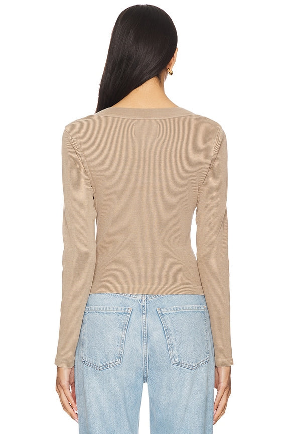 Varra Henley