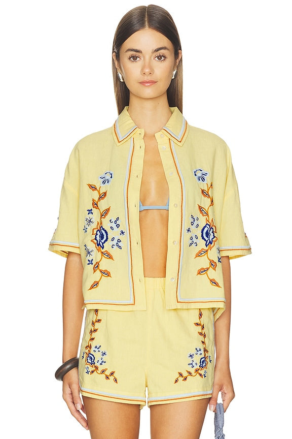 Wynona Top