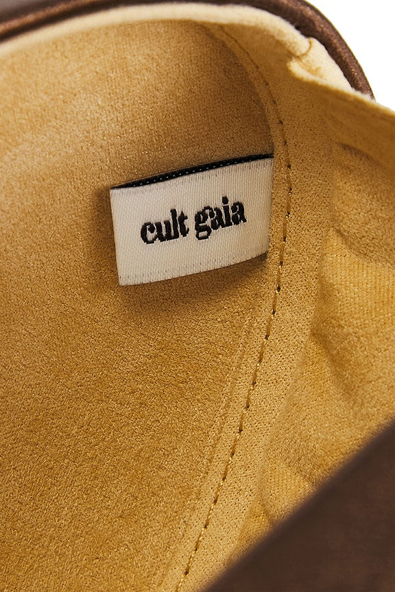 The Caldera Clutch
