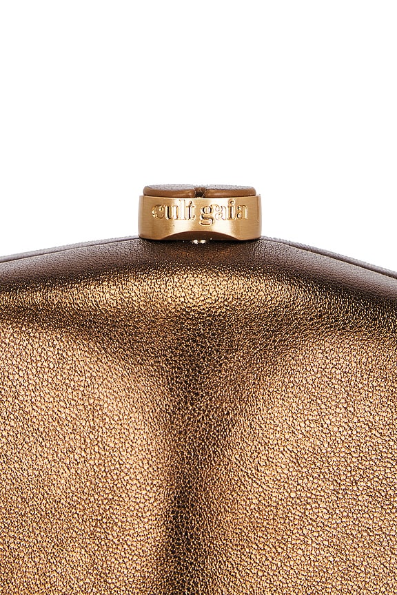 The Caldera Clutch