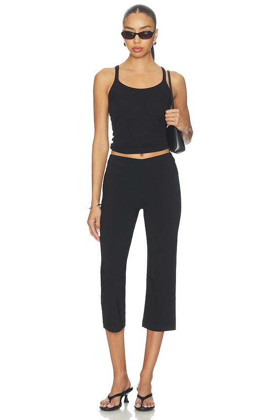 Elora Capri