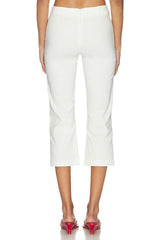 Elora Capri