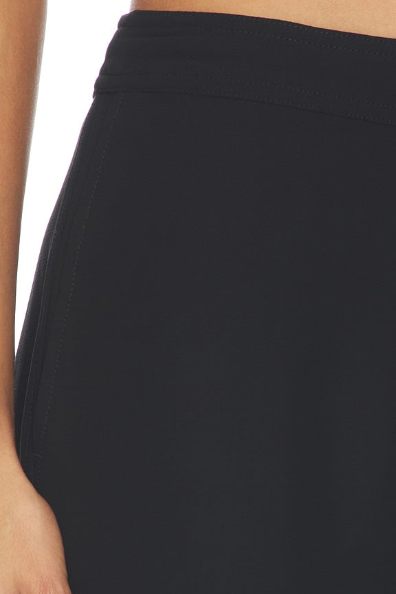 Brynn Polished Crepe Pant