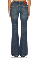 Maria Slim Bootcut Jean