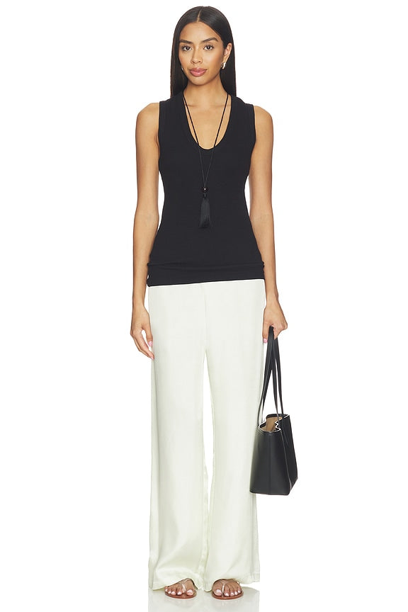 Textured Rib Sleeveless U Top