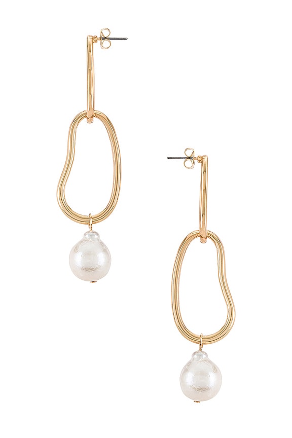 Pearl Drop Earring