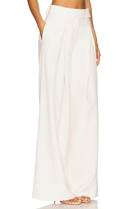 Pleats For Days Pant