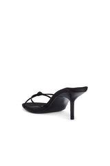 Maeve Slipper