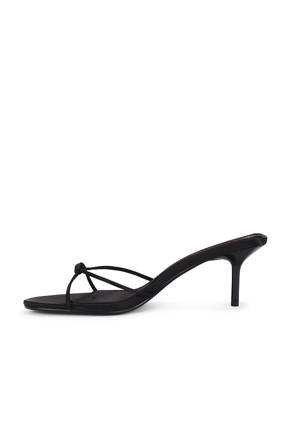 Maeve Slipper