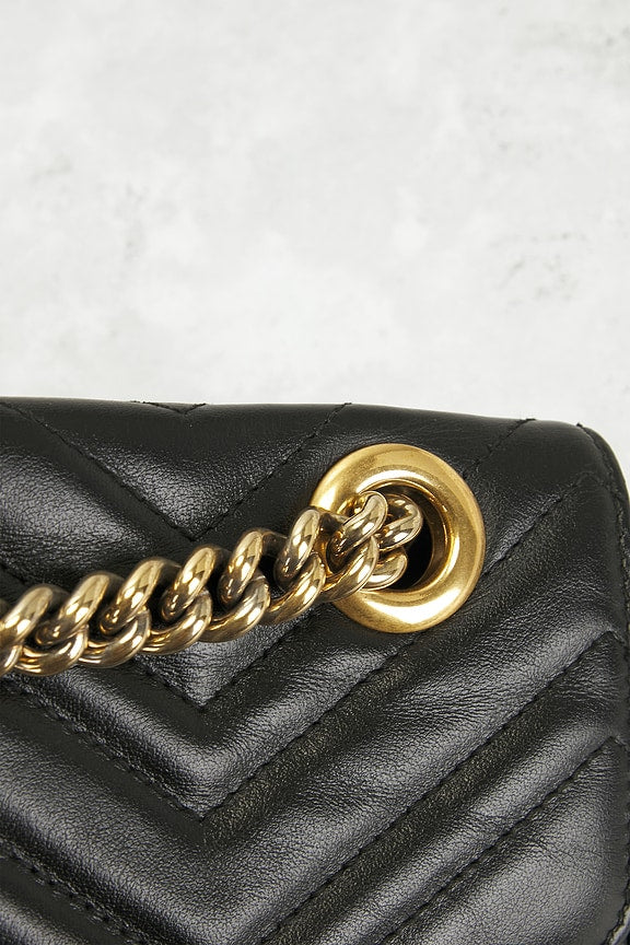 Gucci GG Marmont Shoulder Bag