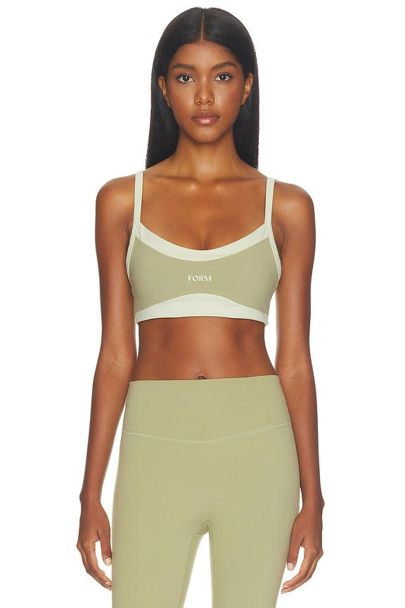 Scoop Contrast Sports Bra in Matcha &amp; Sage